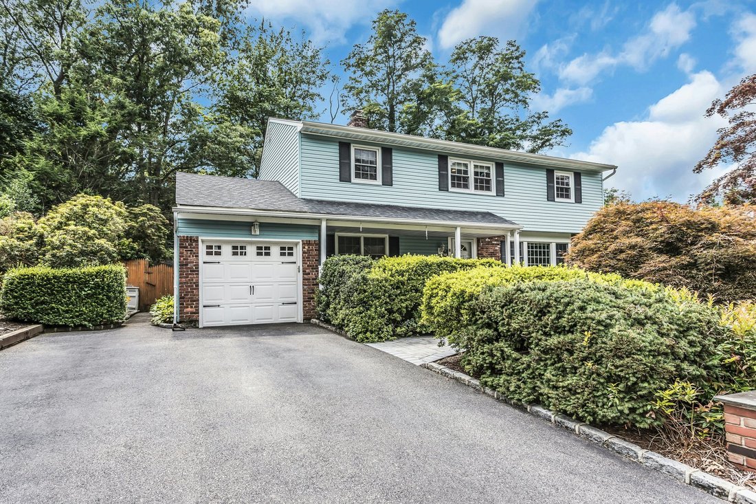 Haus in Old Bethpage, New York, Vereinigte Staaten 2 - 18629656