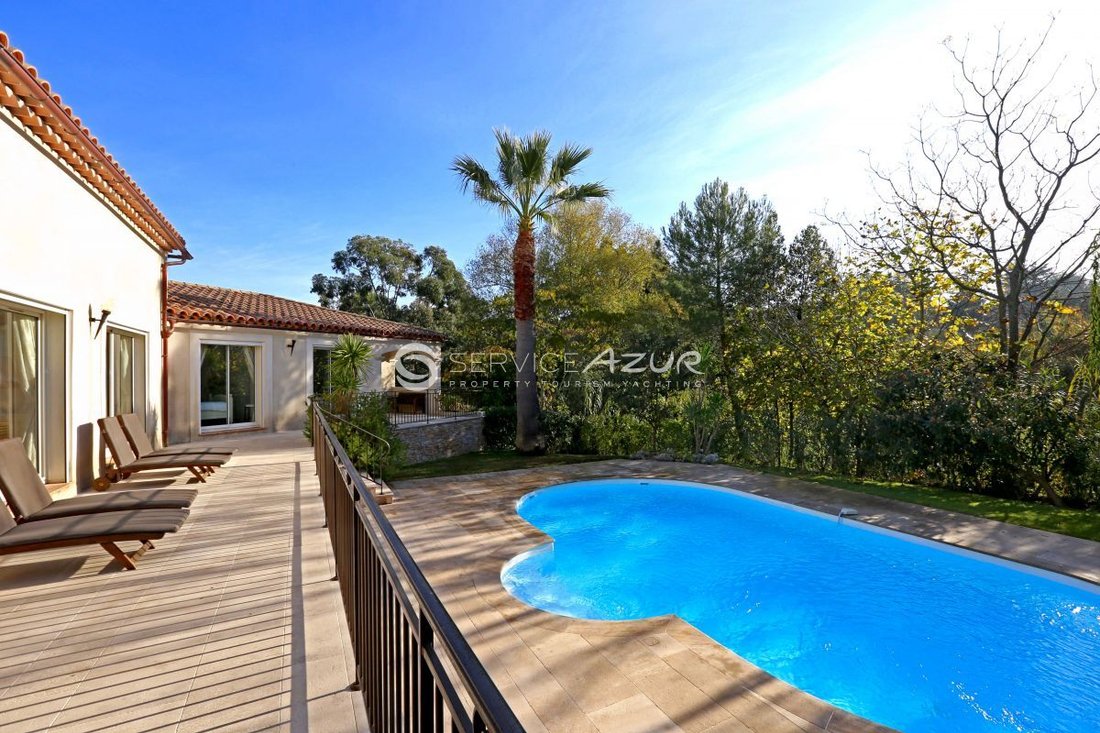 Villa in Vieille Ville, Antibes, France 2 - 18644897
