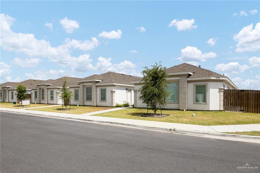 Edinburg, Texas, United States 2 - 18645467
