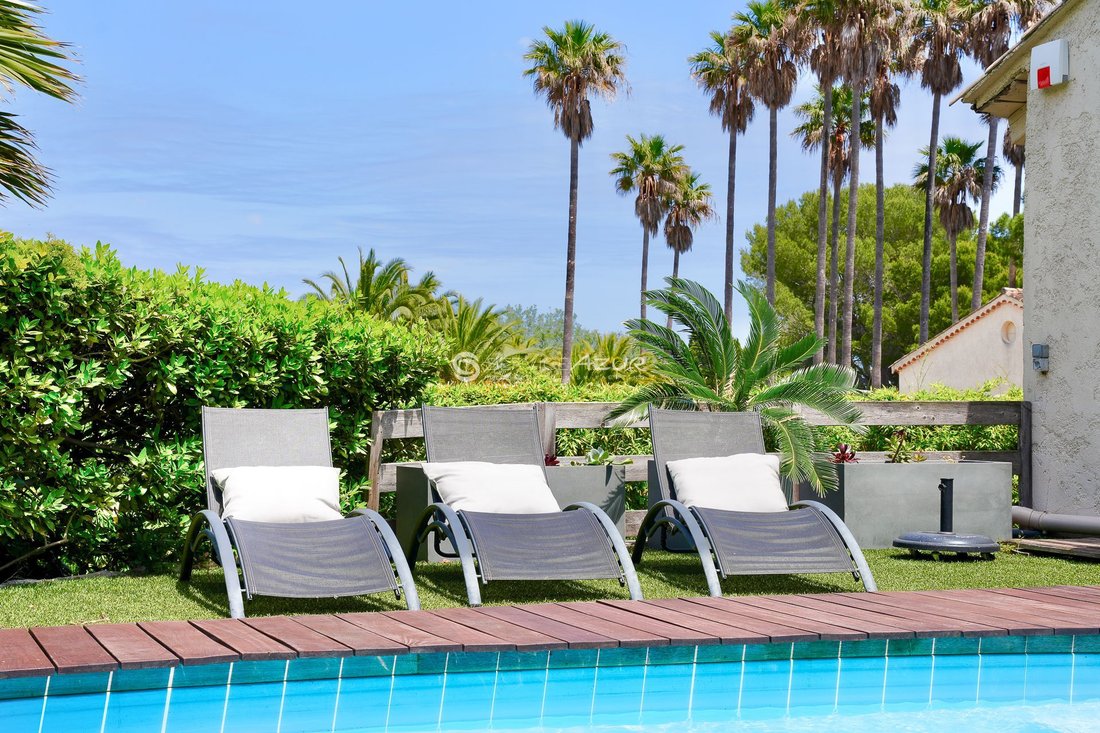 Villa in Zone Ouest Urbaine, Saint-Tropez, France 4 - 18645239