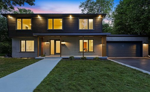 House in Saint-Lambert, Quebec, Canada 1