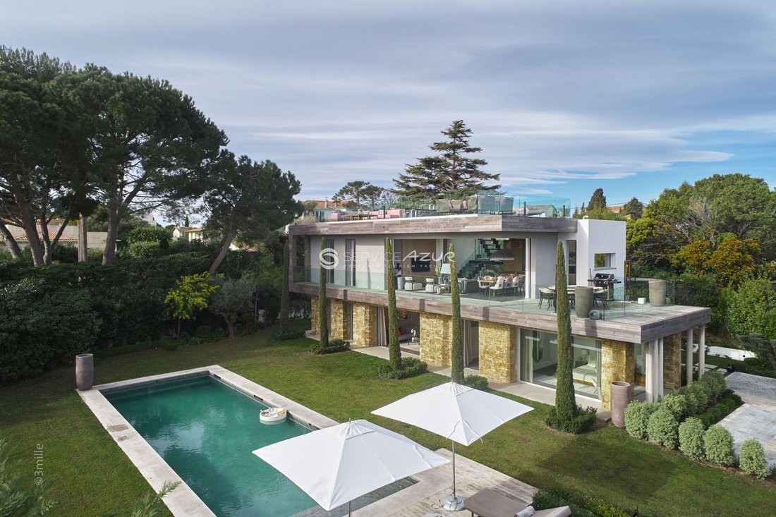 Villa in Vieille Ville, Antibes, France 2 - 18645220