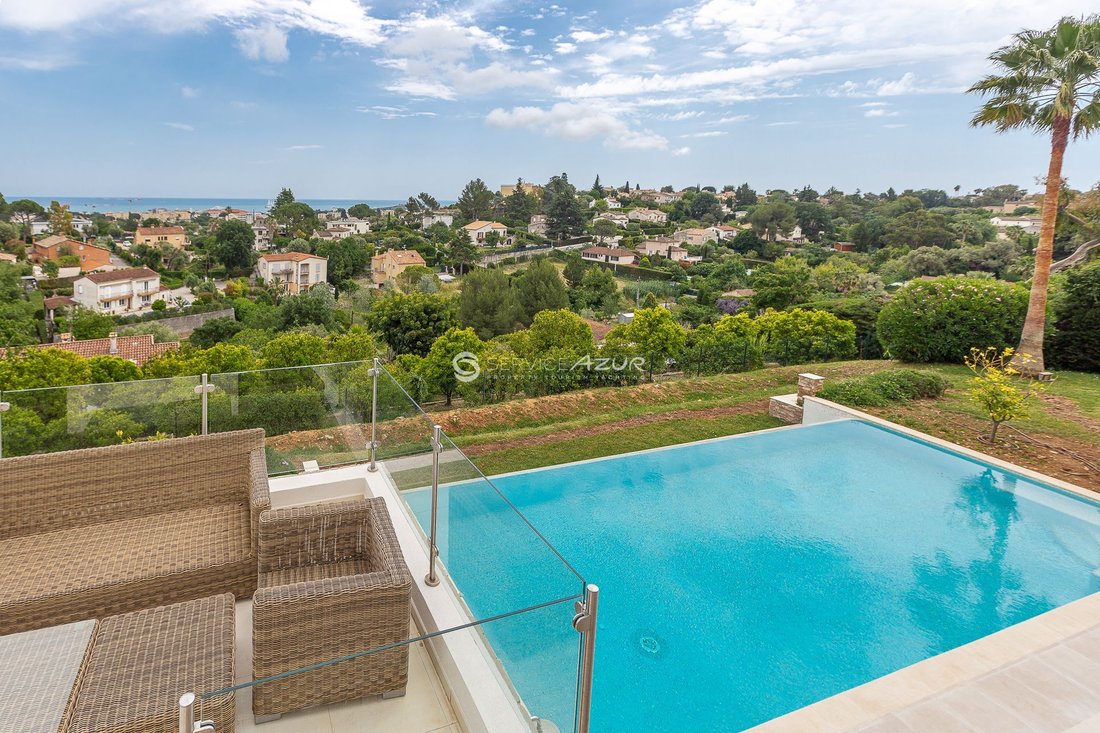 Villa in Vieille Ville, Antibes, France 4 - 18645168
