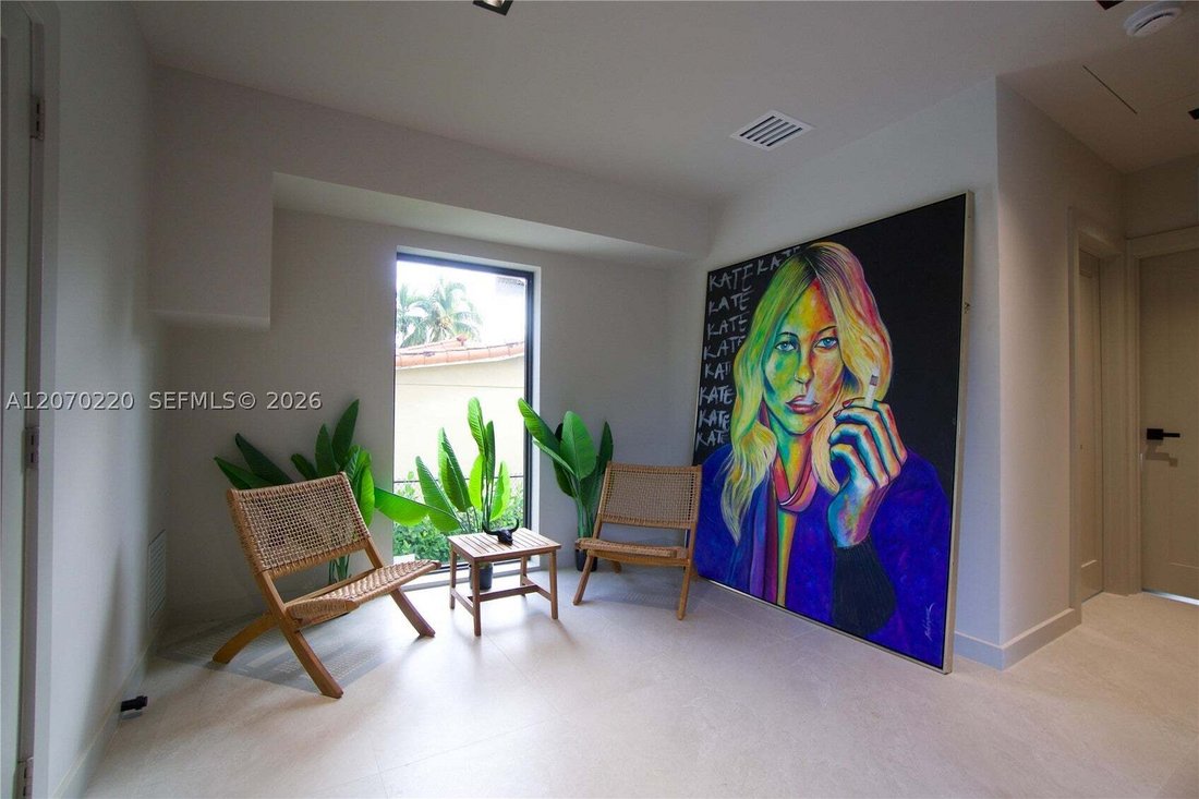 House in Miami, Florida, United States 5 - 18646150