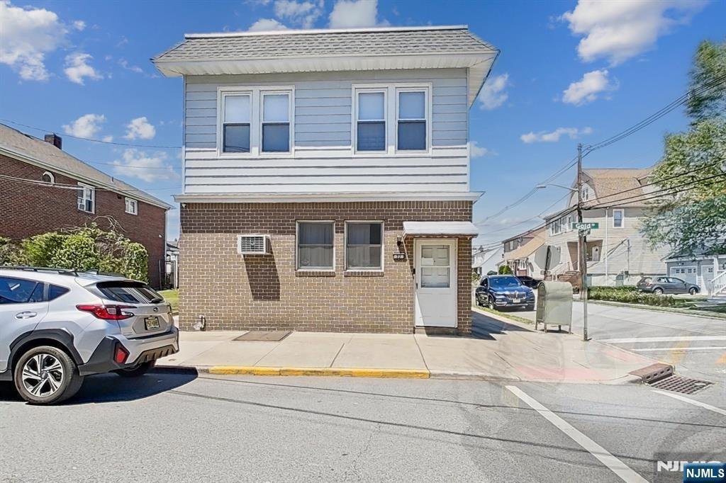 Apartment in North Arlington, New Jersey, United States 3 - 18644656