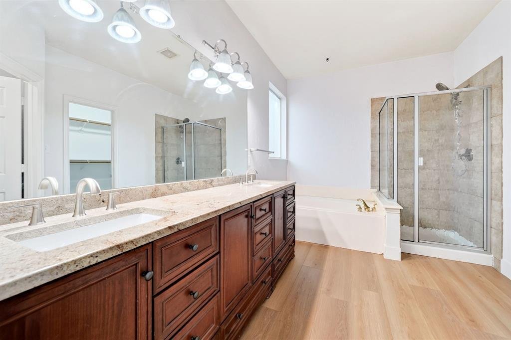 House in Lewisville, Texas, United States 5 - 18642490