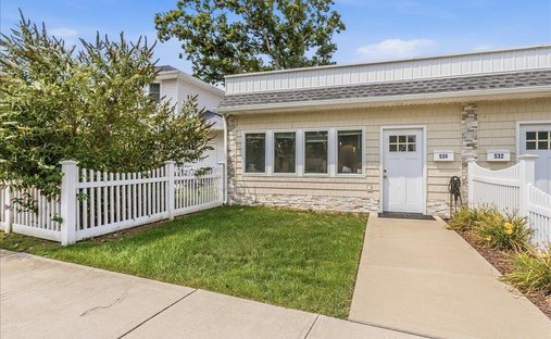 East Meadow, New York, United States 1