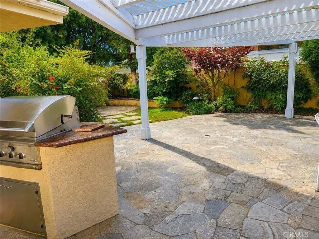 House in Signal Hill, California, United States 3 - 18646505