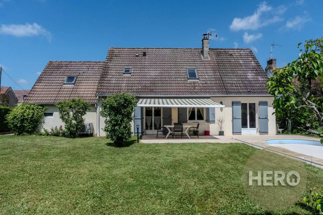 House in Jouars-Pontchartrain, Ile-de-France, France 3 - 16074054