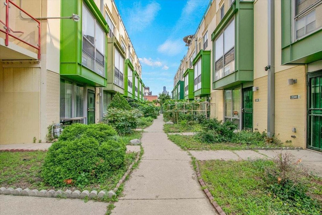 Condo in Chicago, Illinois, United States 2 - 18642331