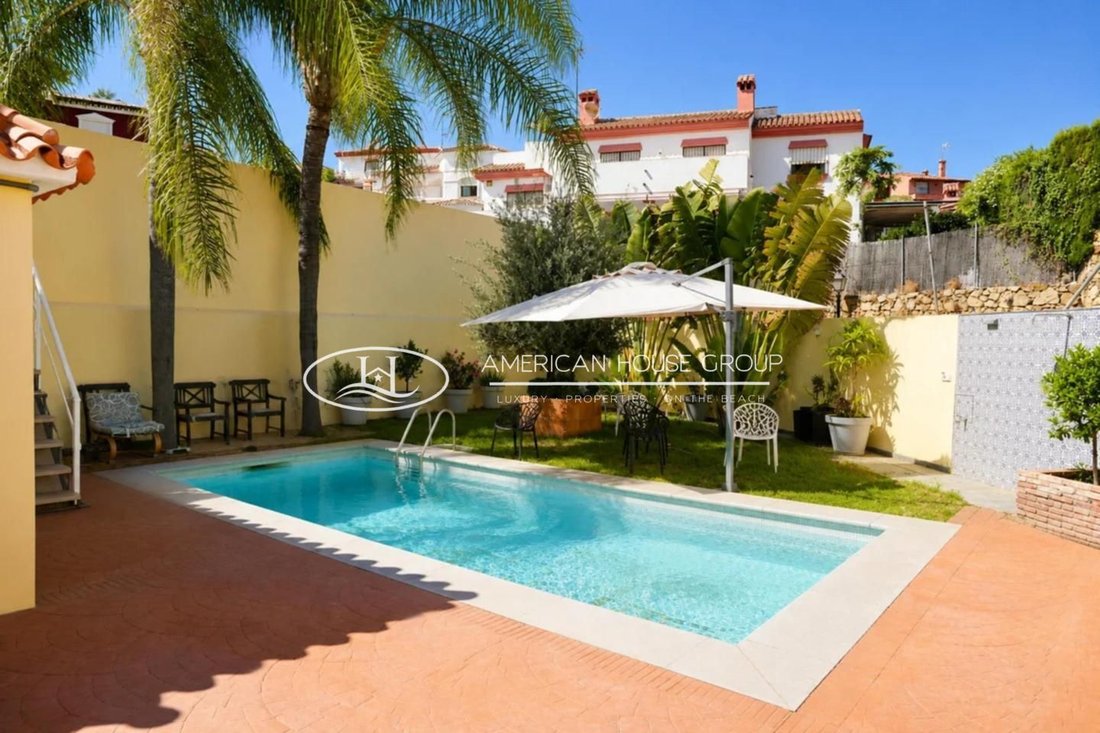 Chalet in Marbella, Andalusia, Spain 1 - 18643678