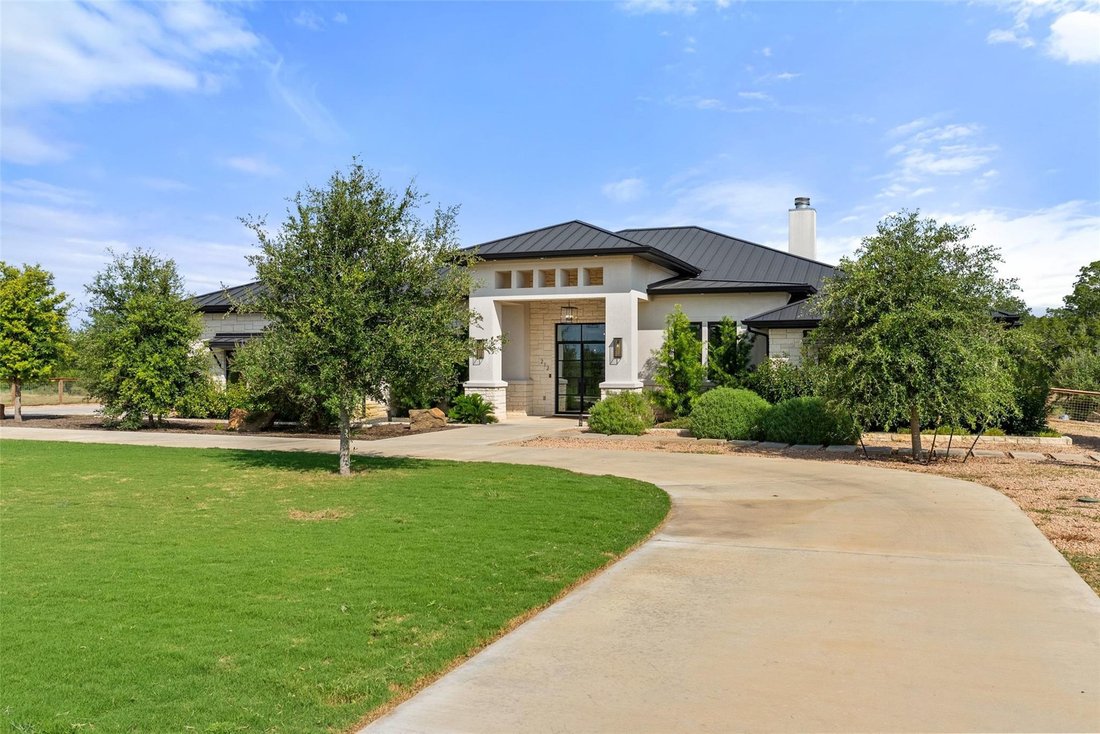 House in Bastrop, Texas, United States 5 - 18646343