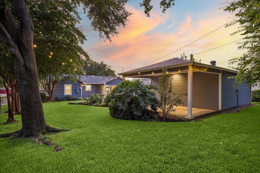 House in Houston, Texas, United States 5 - 18647355