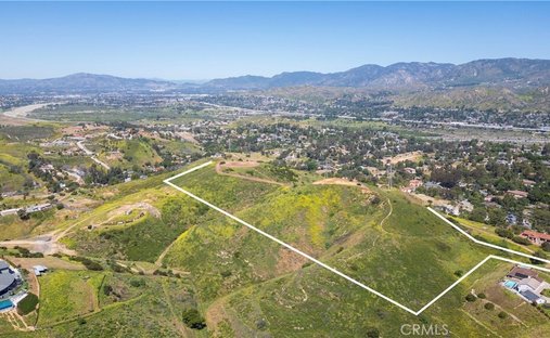 Land in Los Angeles, California, United States 1