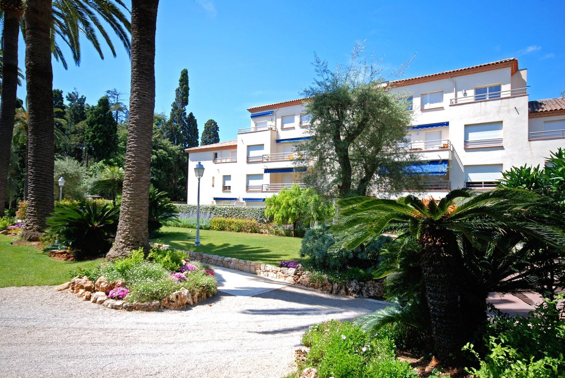 Apartment in Vieille Ville, Antibes, France 1 - 18643995