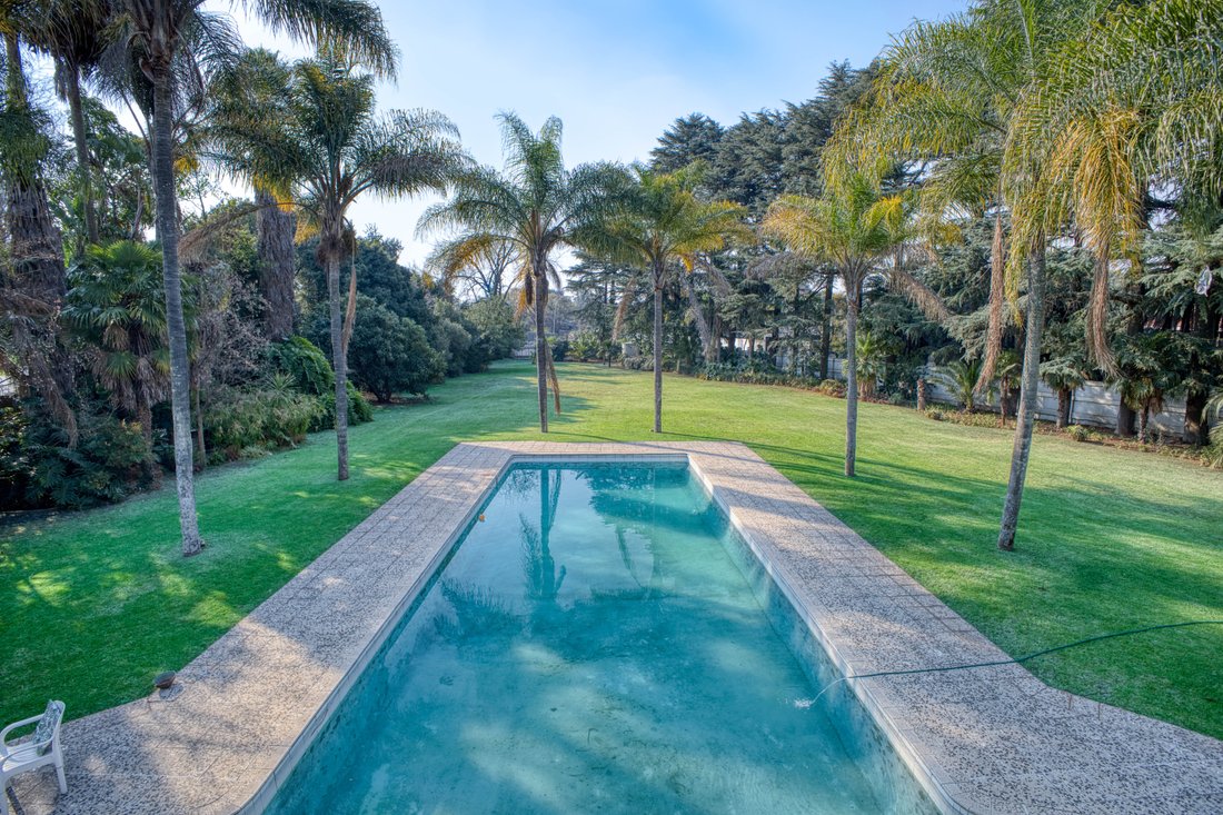 House in Johannesburg, Gauteng, South Africa 4 - 18644790