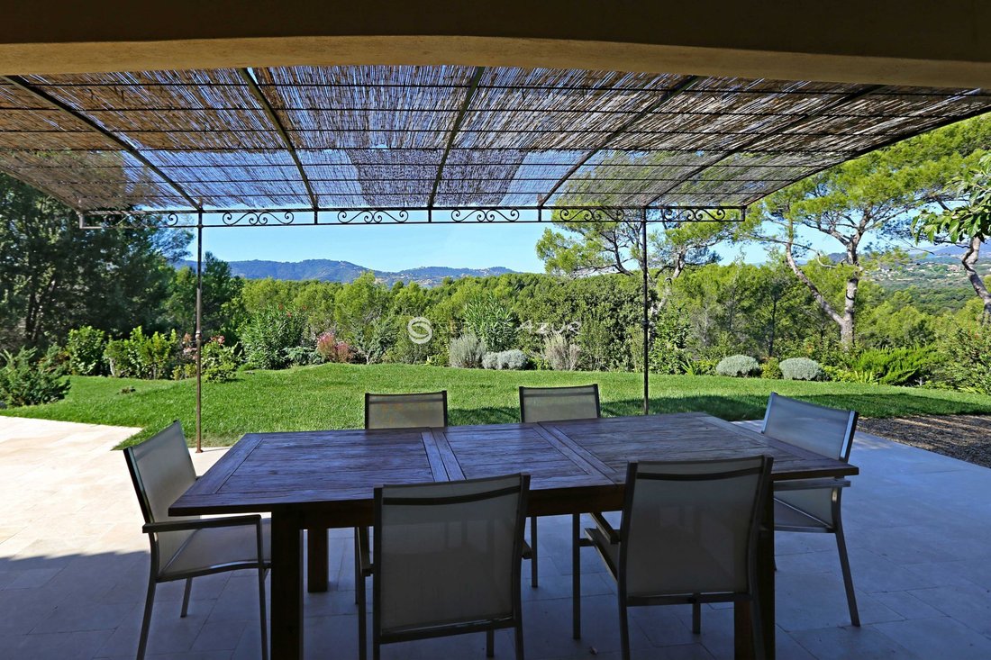 Villa in Mougins, Provence-Alpes-Côte d'Azur, France 3 - 18644944