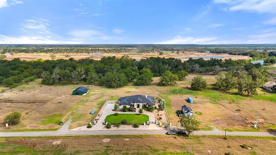 House in Bastrop, Texas, United States 3 - 18646343