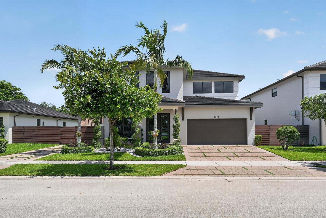 House in Hialeah, Florida, United States 5 - 18641941