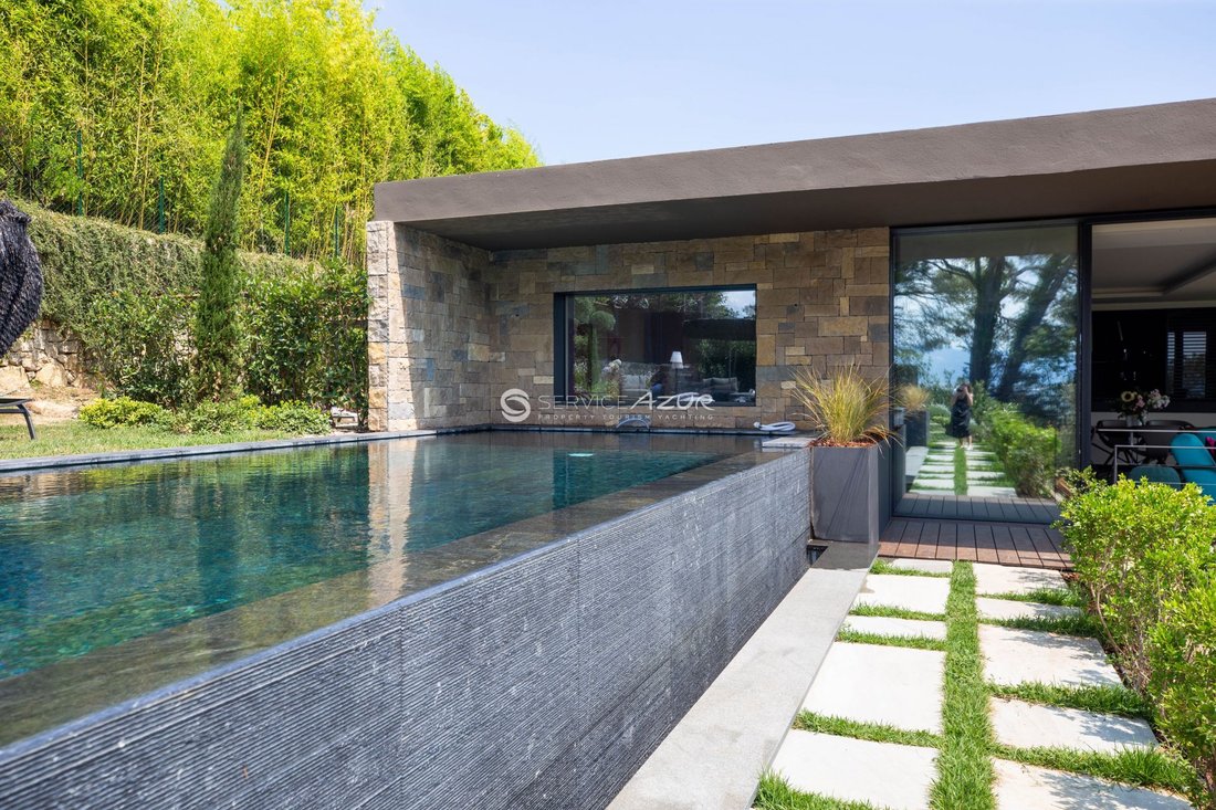 Villa in Mougins, Provence-Alpes-Côte d'Azur, France 2 - 18645018