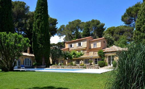 Villa in Juan les Pins-Gallice, Antibes, France 1