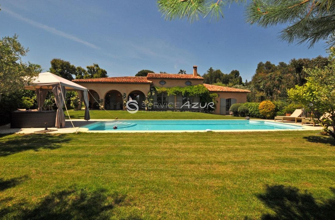 Villa in Cannes, Provence-Alpes-Côte d'Azur, France 2 - 18644402