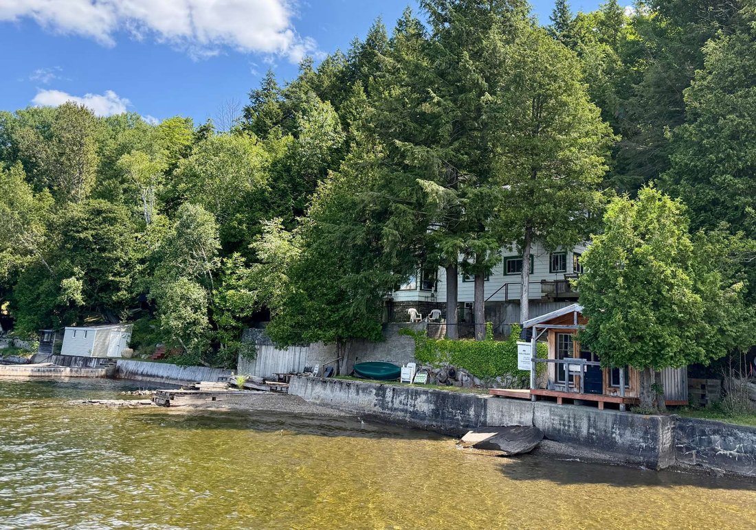 House in Stanstead, Quebec, Canada 1 - 17934710