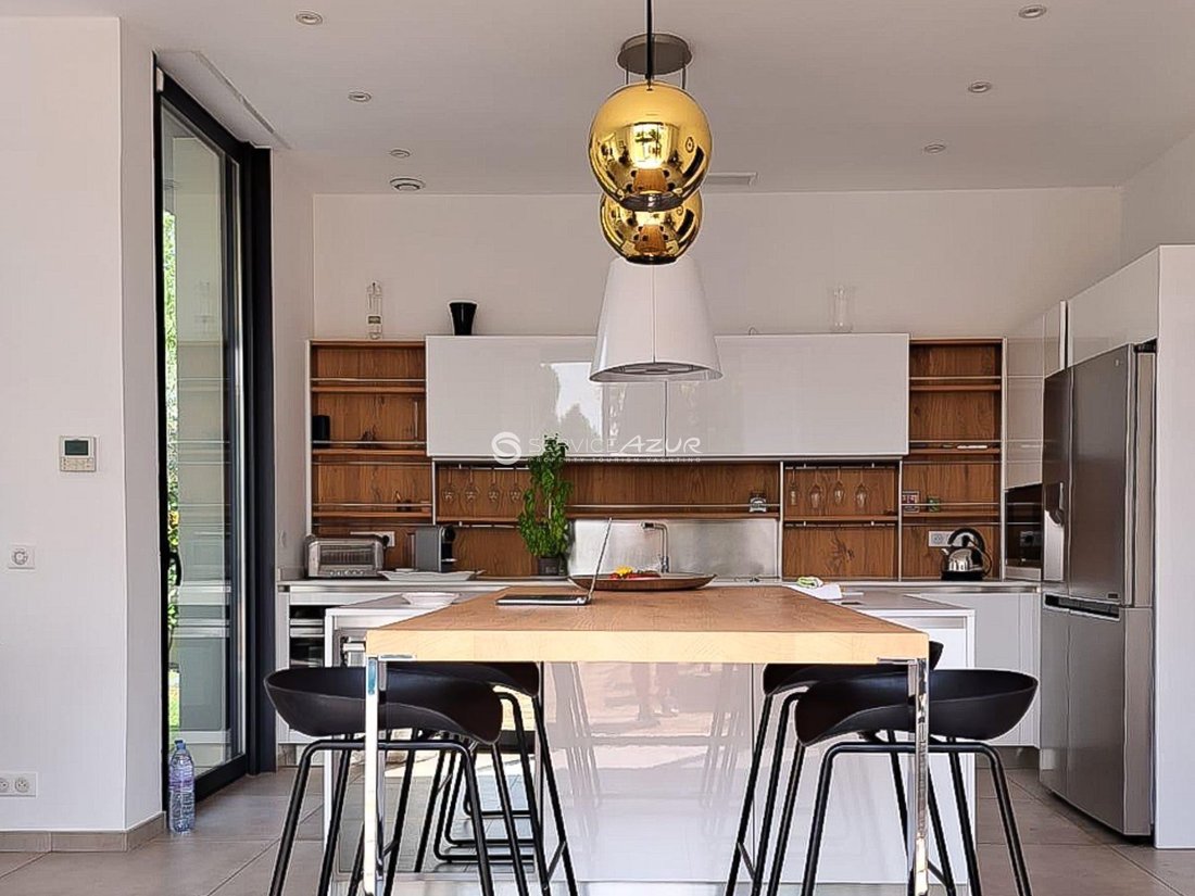 Villa in Mougins, Provence-Alpes-Côte d'Azur, France 4 - 18645160