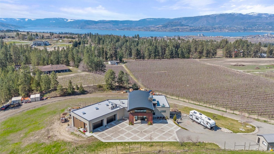 House in Kelowna, British Columbia, Canada 4 - 18642662