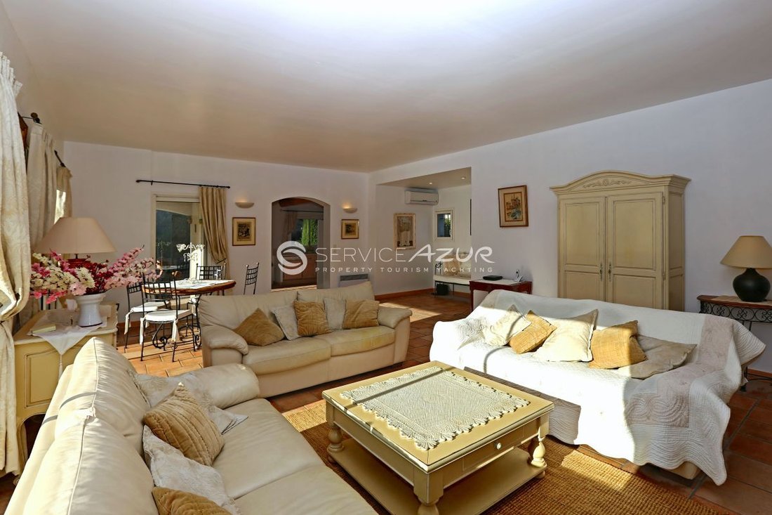 Villa in Vieille Ville, Antibes, France 4 - 18644897