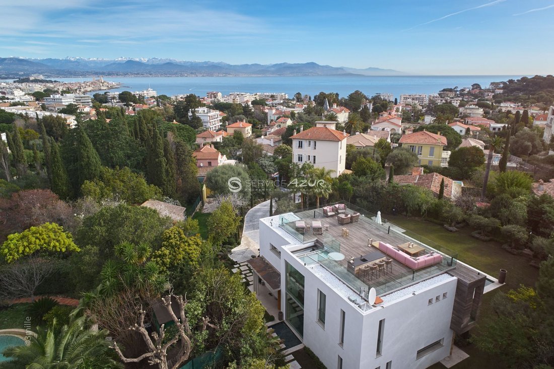 Villa in Vieille Ville, Antibes, France 4 - 18645220