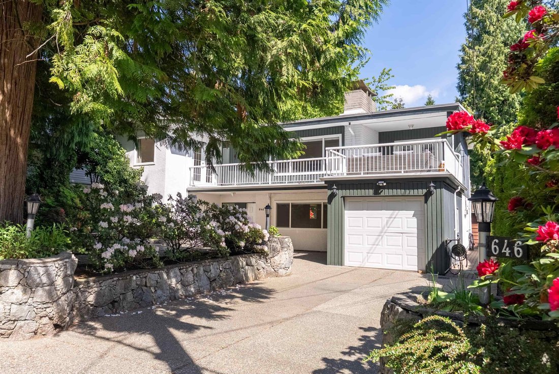 House in North Vancouver, British Columbia, Canada 1 - 18643155