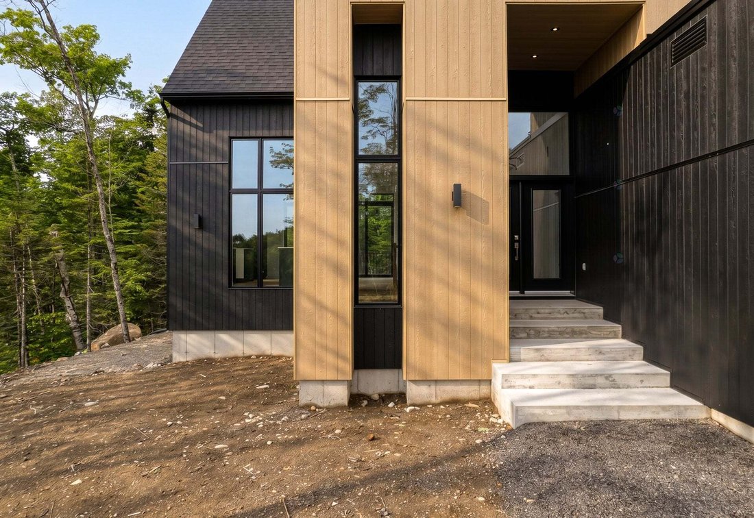 House in Saint Come, Quebec, Canada 2 - 18644096
