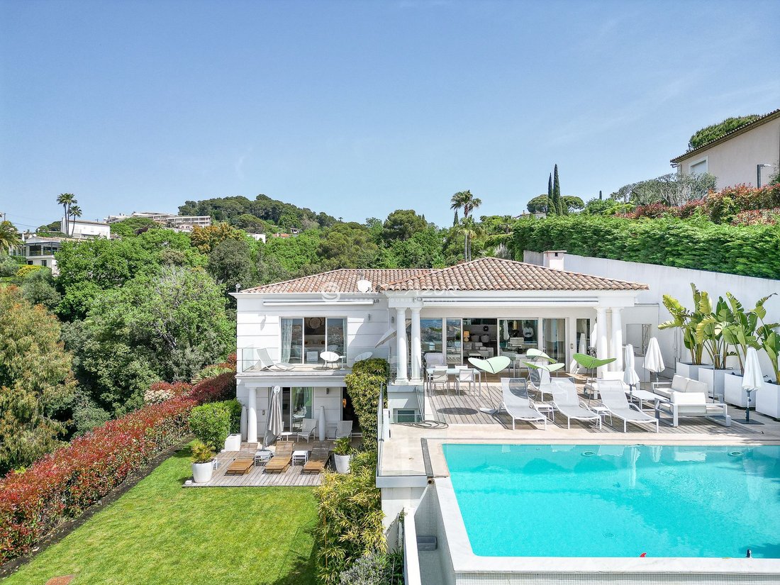 Villa in Cannes, Provence-Alpes-Côte d'Azur, France 2 - 18644882