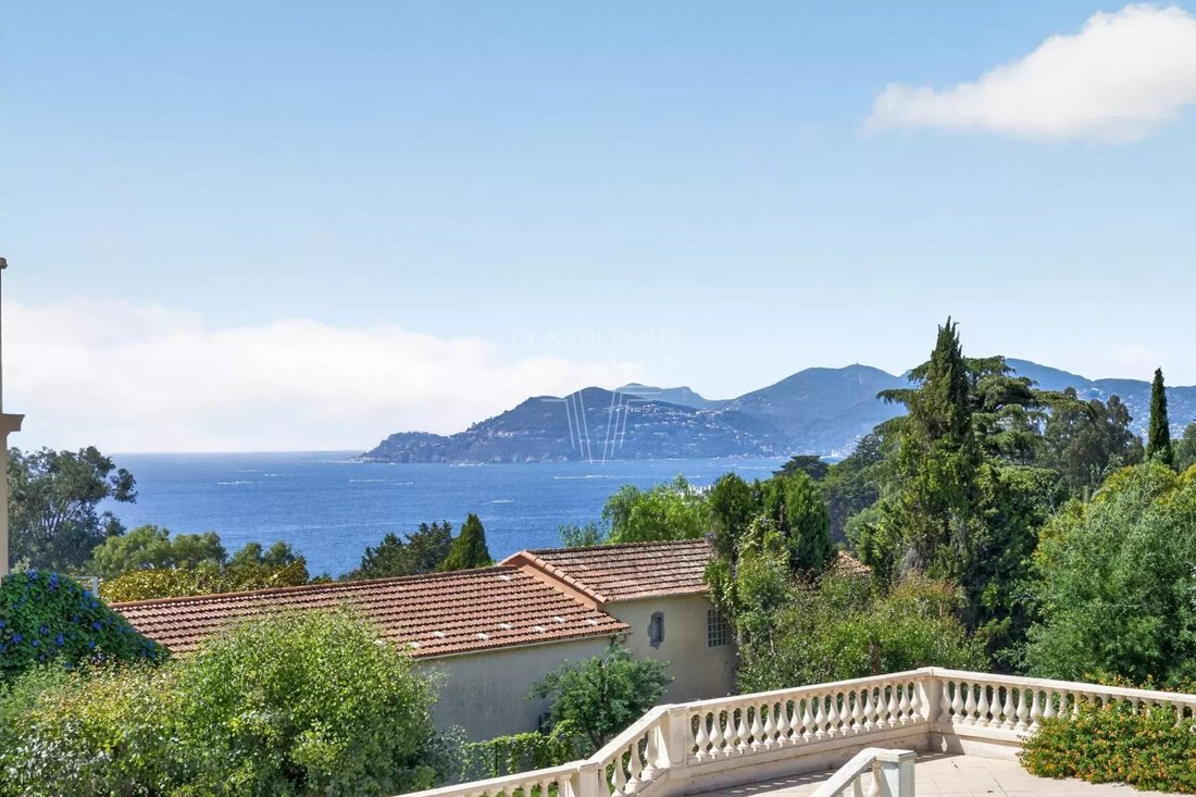 Apartment in Cannes, Provence-Alpes-Côte d'Azur, France 2 - 18644390