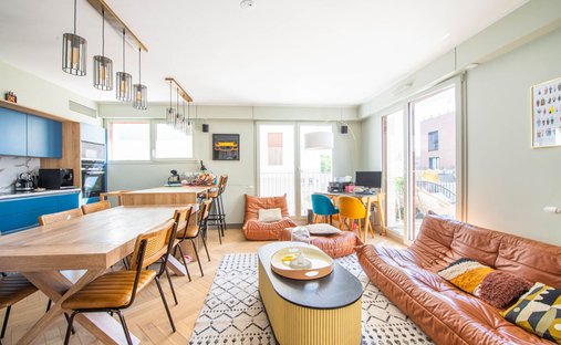 Apartment in Colombiers, Issy-les-Moulineaux, France 1