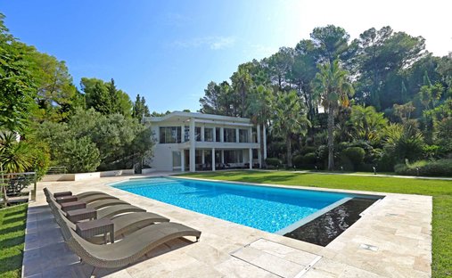 Villa in Mougins, Provence-Alpes-Côte d'Azur, France 1