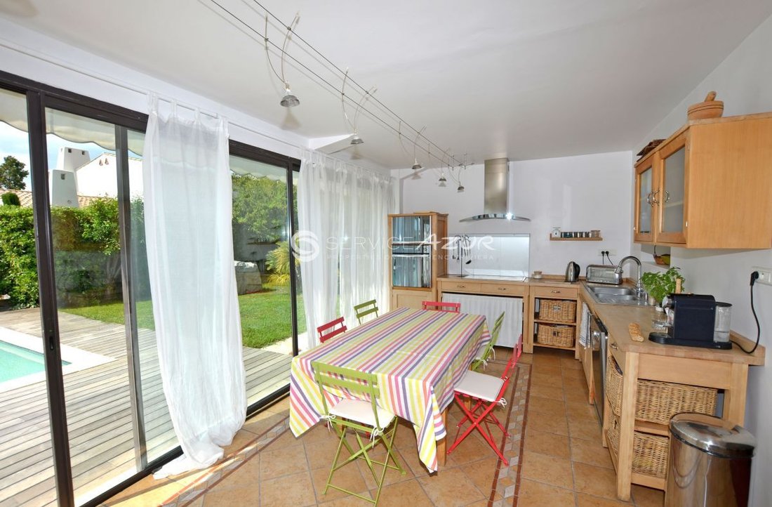 Villa in Village, Villeneuve-Loubet, France 5 - 18644648