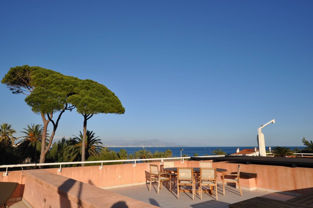 Apartment in Vieille Ville, Antibes, France 1 - 18644061
