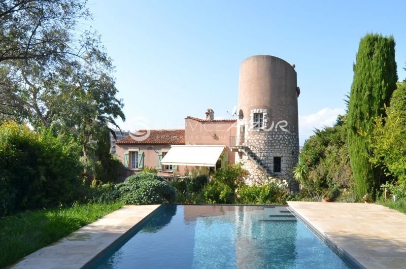 Villa in Vieille Ville, Antibes, France 2 - 18644469