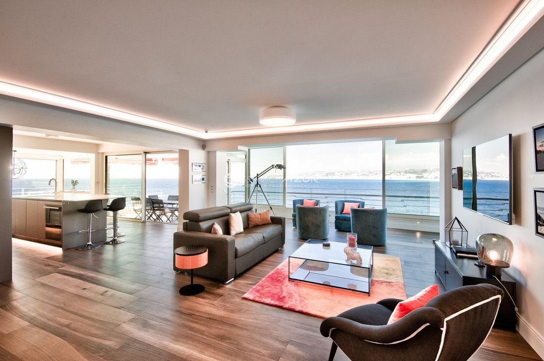 Apartment in Liberation, Nice, France 4 - 18644978