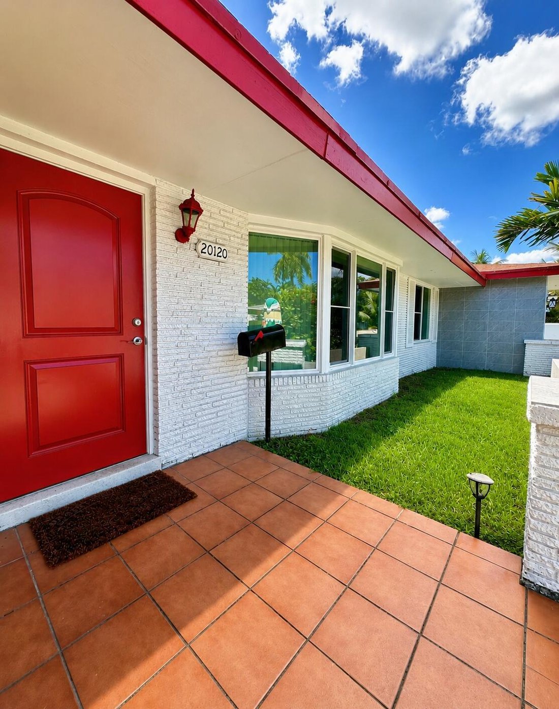 House in North Miami Beach, Florida, United States 2 - 18630921
