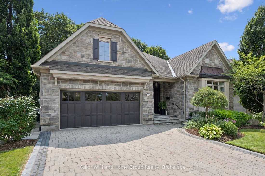 House in Guelph, Ontario, Canada 3 - 18646903
