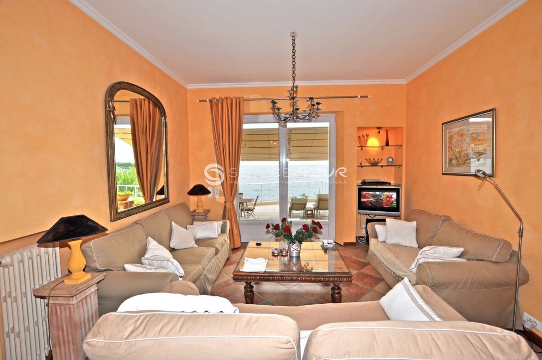 Villa in Théoule-sur-Mer, Provence-Alpes-Côte d'Azur, France 2 - 18644538