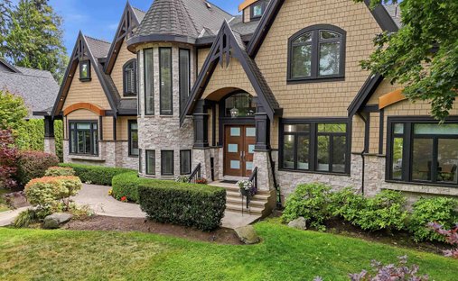 House in Surrey, British Columbia, Canada 1
