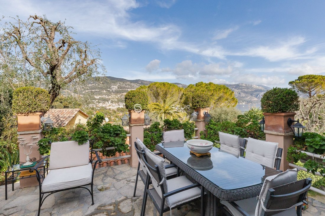 Villa in Saint-Jean-Cap-Ferrat, Provence-Alpes-Côte d'Azur, France 2 - 18645073