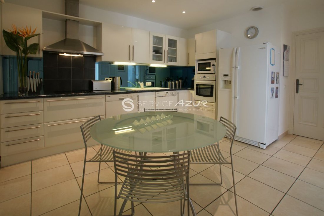 Villa in Village-Saint Julien-Saint Pierre, Biot, France 5 - 18644385