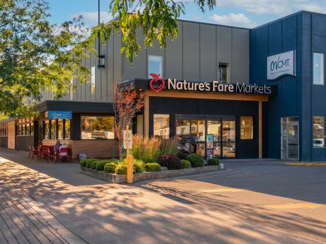 Vernon, British Columbia, Canada 3 - 18642645