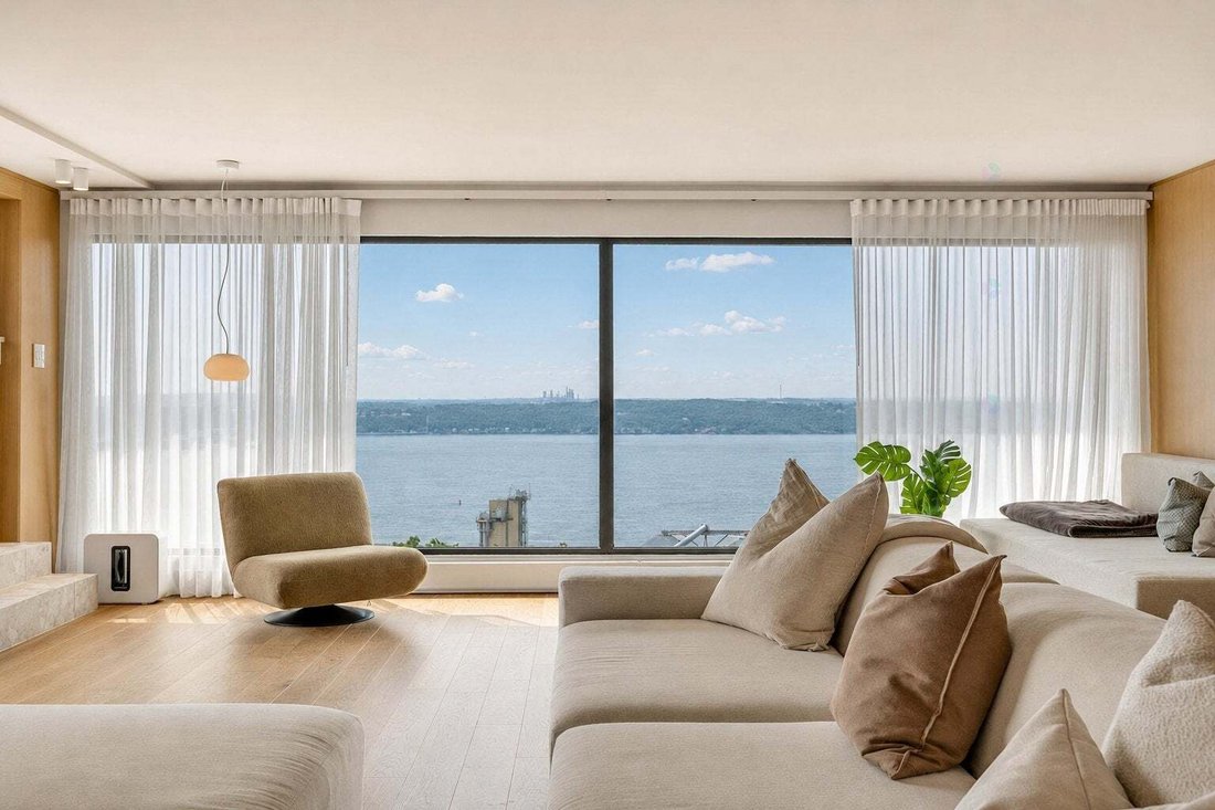 Condo in Quebec City, Quebec, Canada 1 - 18643285