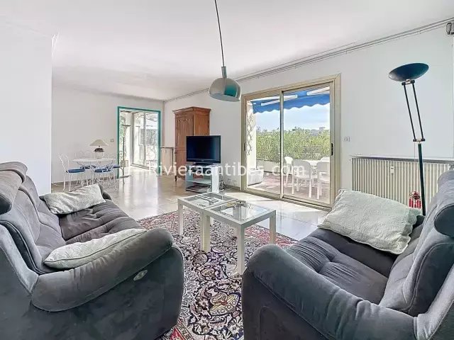 Apartamento en Fontmerle, Antibes, Francia 3 - 18037638